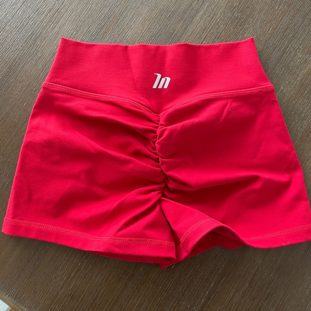 Muscle nation red scrunch booty shorts size Small